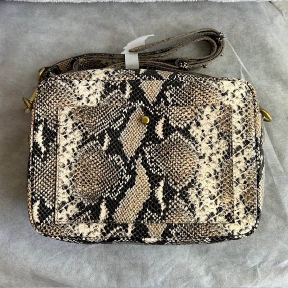 Madewell Transport Camera Bag | NWT | Textured Snake Embossed Leather